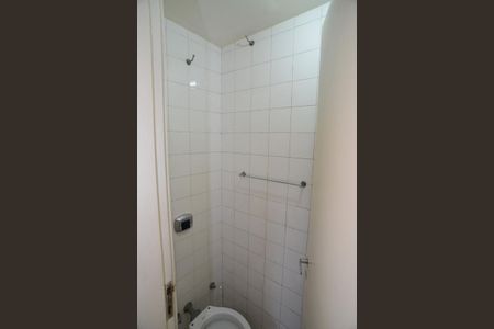 Apartamento à venda com 156m², 3 quartos e 2 vagas Apartamento à venda com 156m², 3 quartos e 2 vagasBanheiro de Serviço