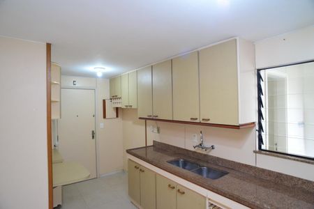 Apartamento à venda com 156m², 3 quartos e 2 vagas Apartamento à venda com 156m², 3 quartos e 2 vagasCozinha