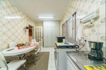 Apartamento à venda com 89m², 2 quartos e 1 vaga Apartamento à venda com 89m², 2 quartos e 1 vagaCozinha