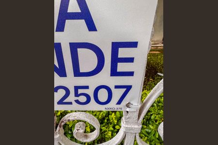 Apartamento à venda com 89m², 2 quartos e 1 vaga Apartamento à venda com 89m², 2 quartos e 1 vagaPlaca Instalada na Fachada