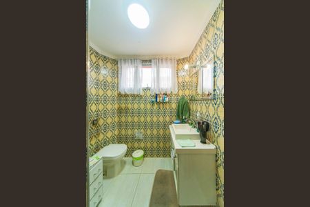 Apartamento à venda com 89m², 2 quartos e 1 vaga Apartamento à venda com 89m², 2 quartos e 1 vagaBanheiro