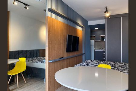 Apartamento à venda com 28m², 1 quarto e sem vaga