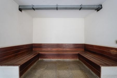 Apartamento para alugar com 220m², 3 quartos e 2 vagas Apartamento para alugar com 220m², 3 quartos e 2 vagasArea de Descanso