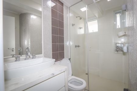 Apartamento para alugar com 220m², 3 quartos e 2 vagas Apartamento para alugar com 220m², 3 quartos e 2 vagasBanheiro 3