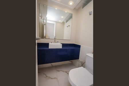 Apartamento para alugar com 220m², 3 quartos e 2 vagas Apartamento para alugar com 220m², 3 quartos e 2 vagasLavabo