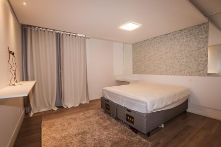 Apartamento para alugar com 220m², 3 quartos e 2 vagas Apartamento para alugar com 220m², 3 quartos e 2 vagasQuarto 2