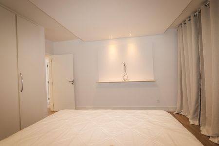 Apartamento para alugar com 220m², 3 quartos e 2 vagas Apartamento para alugar com 220m², 3 quartos e 2 vagasQuarto 2