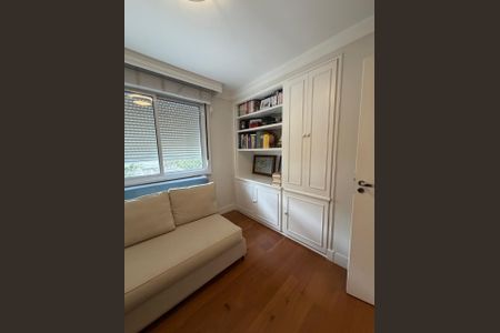 Apartamento à venda com 98m², 3 quartos e 1 vagaQuarto