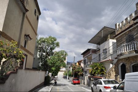 Casa de condomínio à venda com 150m², 4 quartos e 3 vagasÁrea comum