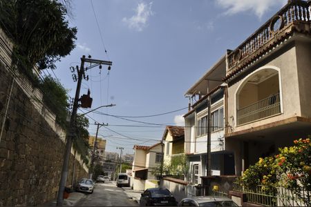 Casa de condomínio à venda com 150m², 4 quartos e 3 vagasÁrea comum