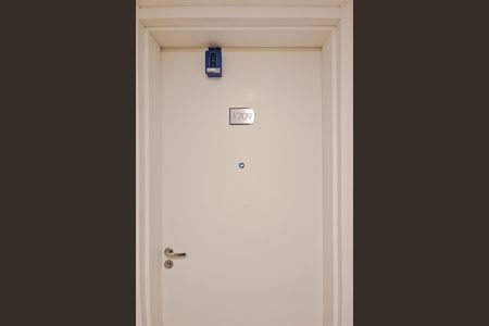 Apartamento para alugar com 42m², 1 quarto e 1 vagalockbox