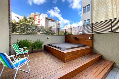 Apartamento à venda com 298m², 4 quartos e 4 vagasDeck Hidromassagem