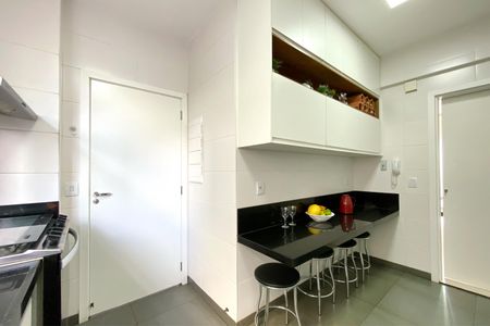 Apartamento à venda com 298m², 4 quartos e 4 vagasCozinha
