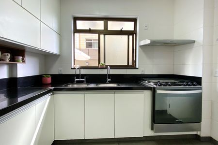 Apartamento à venda com 298m², 4 quartos e 4 vagasCozinha