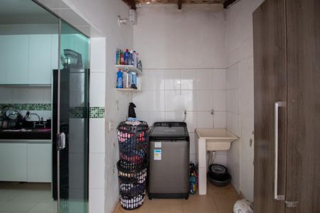 Casa à venda com 180m², 3 quartos e 2 vagas Casa à venda com 180m², 3 quartos e 2 vagasÁrea de Serviço