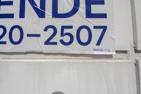 Plaquinha Instalada de casa à venda com 3 quartos, 180m² em Cabral, Contagem