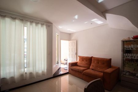 Sala de casa à venda com 3 quartos, 180m² em Cabral, Contagem