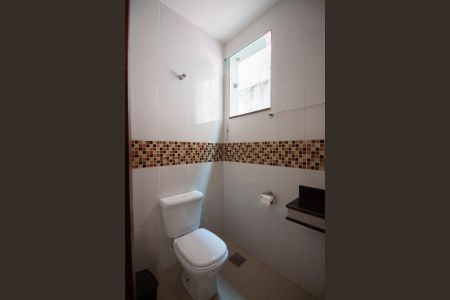 Casa à venda com 180m², 3 quartos e 2 vagas Casa à venda com 180m², 3 quartos e 2 vagasLavabo