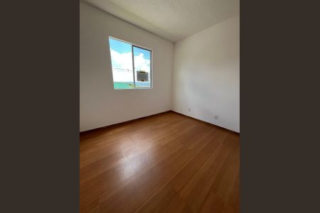Quarto de apartamento para alugar com 2 quartos, 45m² em Centro (Caucaia do Alto), Cotia