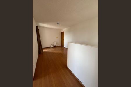 Sala de apartamento para alugar com 2 quartos, 45m² em Centro (Caucaia do Alto), Cotia