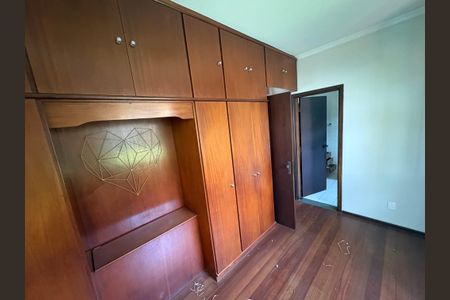 Casa de condomínio para alugar com 560m², 4 quartos e 6 vagasQuarto