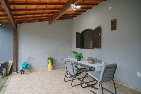 Casa para alugar com 120m², 4 quartos e 4 vagas Casa para alugar com 120m², 4 quartos e 4 vagasVaranda da Sala