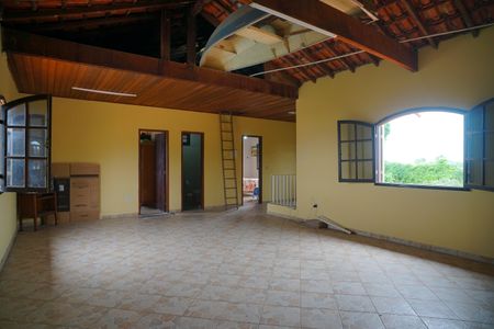 Casa para alugar com 120m², 4 quartos e 4 vagas Casa para alugar com 120m², 4 quartos e 4 vagasTerraço