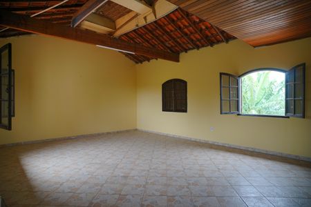 Casa para alugar com 120m², 4 quartos e 4 vagas Casa para alugar com 120m², 4 quartos e 4 vagasTerraço