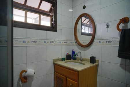 Casa para alugar com 120m², 4 quartos e 4 vagas Casa para alugar com 120m², 4 quartos e 4 vagasBanheiro Social 1