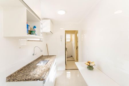 Apartamento à venda com 45m², 2 quartos e sem vagaCozinha e Área de Serviço
