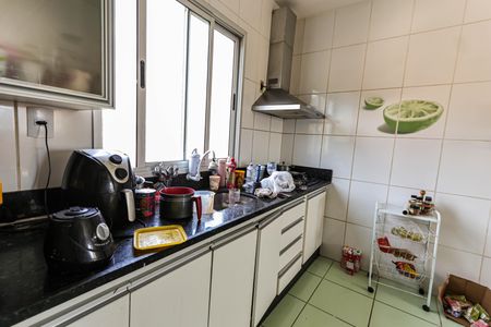 Apartamento à venda com 74m², 2 quartos e 1 vagaCozinha