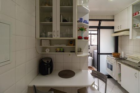 Apartamento para alugar com 63m², 2 quartos e 1 vaga Apartamento para alugar com 63m², 2 quartos e 1 vagaCozinha