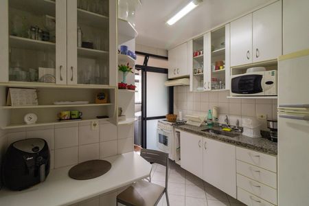 Apartamento para alugar com 63m², 2 quartos e 1 vaga Apartamento para alugar com 63m², 2 quartos e 1 vagaCozinha