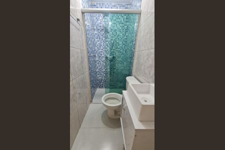 Casa à venda com 100m², 3 quartos e 2 vagasBanheiro