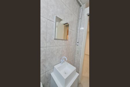 Casa à venda com 100m², 3 quartos e 2 vagasBanheiro
