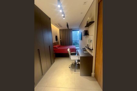 Quarto de apartamento à venda com 1 quarto, 57m² em Vila Olímpia, São Paulo