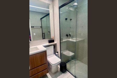 Banheiro de apartamento à venda com 1 quarto, 57m² em Vila Olímpia, São Paulo