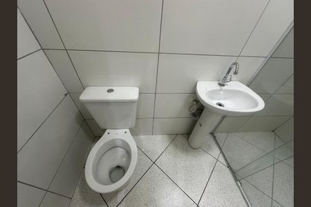 Casa para alugar com 45m², 1 quarto e sem vagaBanheiro