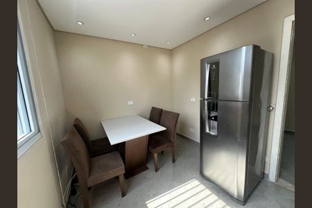Sala/Cozinha de casa para alugar com 1 quarto, 45m² em Vila Pouso Alegre, Barueri