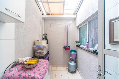 Casa à venda com 55m², 2 quartos e 2 vagasÁrea de Serviço