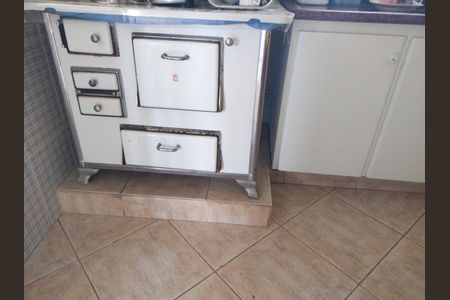 Casa de condomínio para alugar com 600m², 4 quartos e 12 vagas