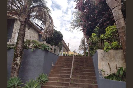 Casa de condomínio para alugar com 600m², 4 quartos e 12 vagas