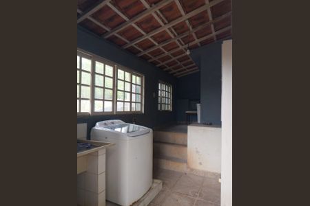 Casa de condomínio para alugar com 600m², 4 quartos e 12 vagas