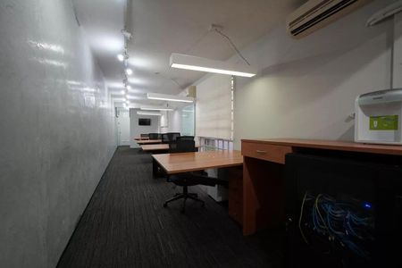 Casa à venda com 4 quartos, 400m² em Cambuci, São Paulo