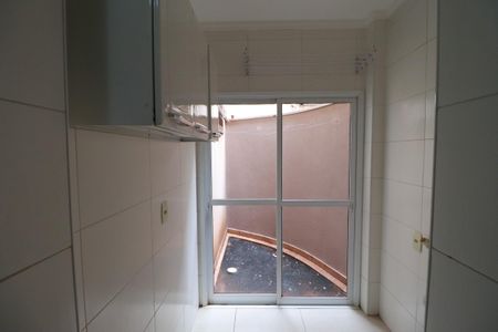 Apartamento para alugar com 72m², 2 quartos e 1 vagaÁrea de Serviço