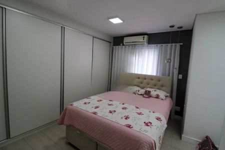 Casa à venda com 3 quartos, 301m² em Vila Gomes Cardim, São Paulo