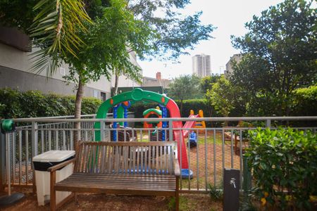 Apartamento para alugar com 36m², 1 quarto e 1 vaga Apartamento para alugar com 36m², 1 quarto e 1 vagaÁrea comum - Playground