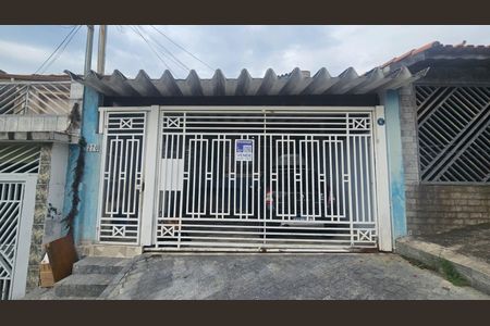 Fachada de casa à venda com 2 quartos, 195m² em Penha de França, São Paulo