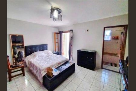 Casa à venda com 4 quartos, 152m² em Vila Lucia, São Paulo