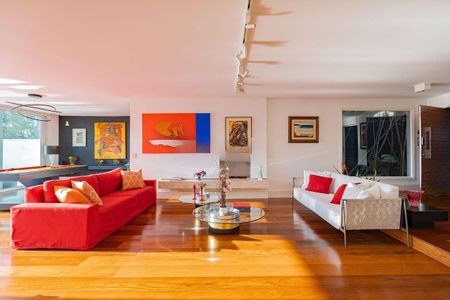 Casa à venda com 4 quartos, 637m² em Jardim Guedala, São Paulo